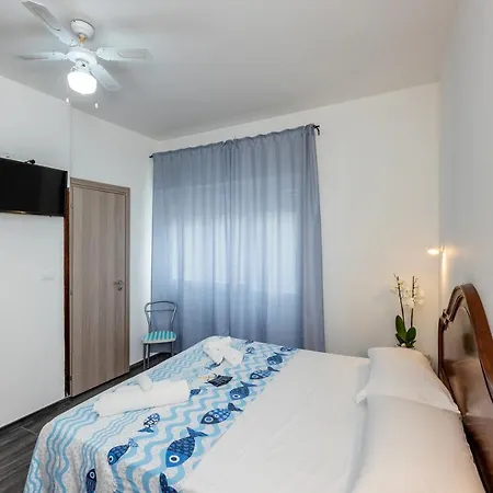 Bed & Breakfast Oasi 2*